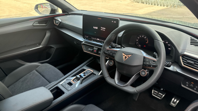 CUPRA Leon 1.5 eTSI 150 V2 5dr DSG [18Inch  alloy] Petrol Hatchback - Image 6